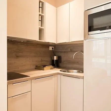 Guest house And Comfort Zone 4*