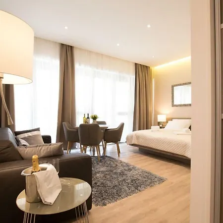 Guest house And Comfort Zone Split