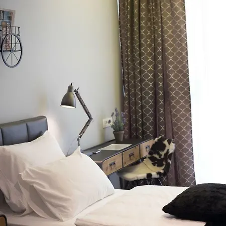 Apartment&rooms Comfort Zone 4*