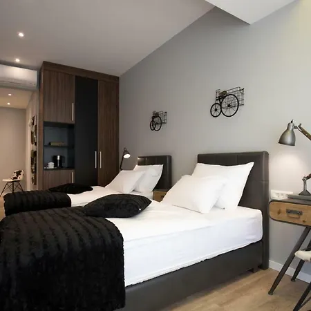 Apartment&rooms Comfort Zone 4*